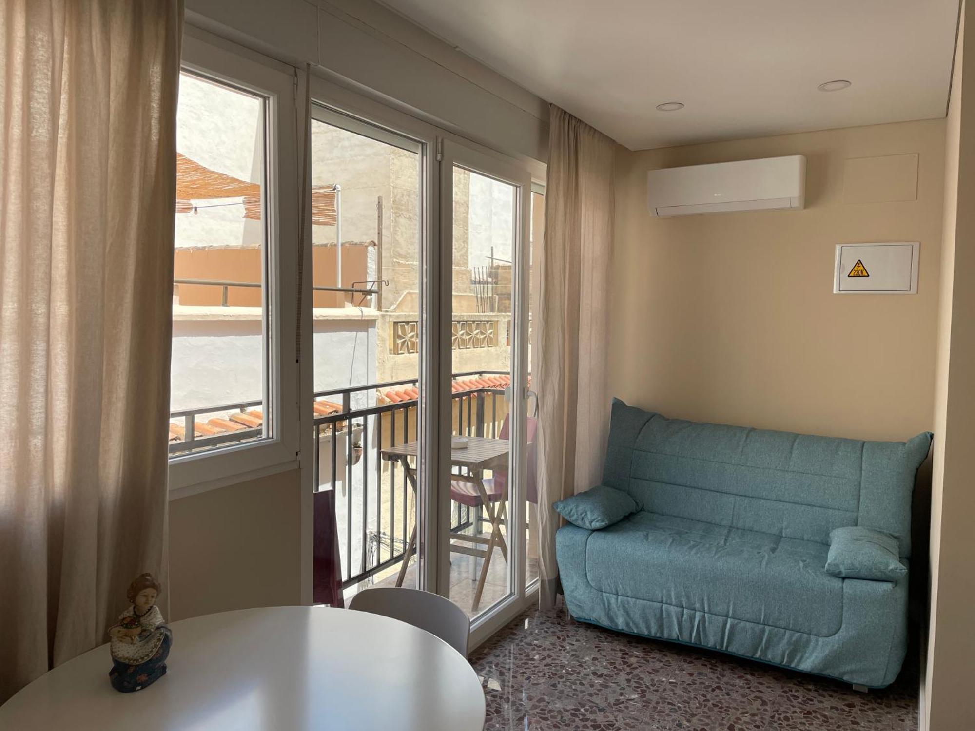 Apartamentos Pelicano Benidorm Esterno foto
